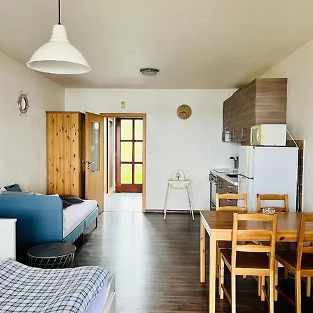 Apartman Plachetnice Frymburk Exterior photo