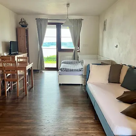Apartman Plachetnice Frymburk Exterior photo