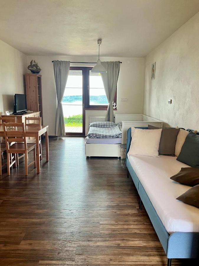 Plachetnice Apartment Frymburk
